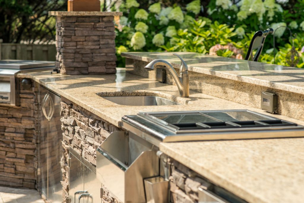 Are You Ready for an Outdoor Kitchen 