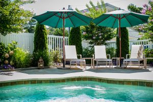 putting a swimming pool in your backyard